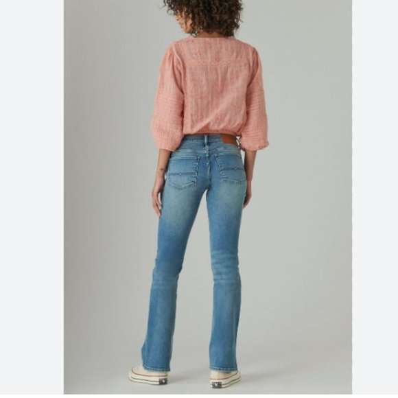 Lucky Brand Women's Mid Rise ‘Sweet’ Bootcut Jean – Size 10/30R - Picture 3 of 7